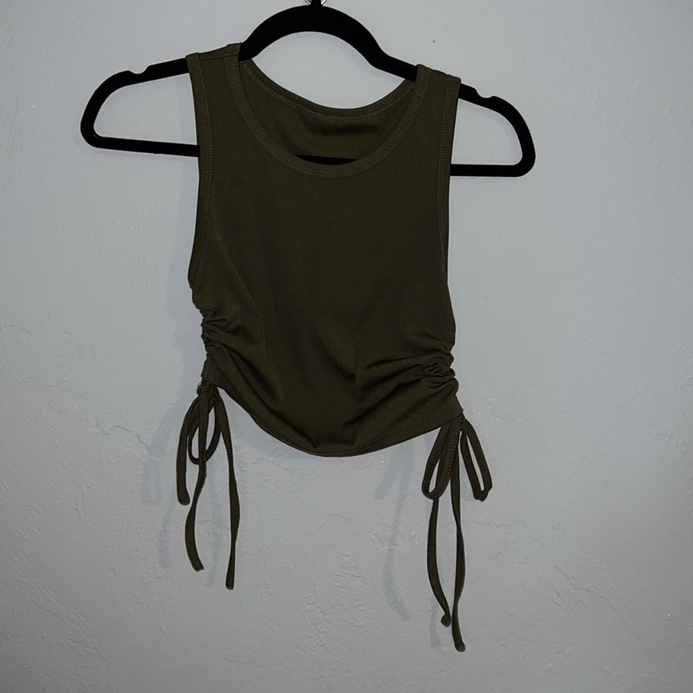Tank top - Picture 3 of 3